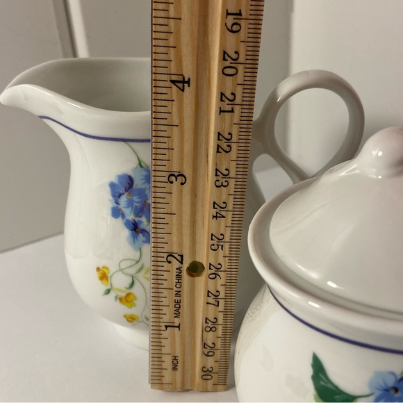 Forget Me Not Floral CREAMER pitcher and SUGAR BOWL with lid SET tea ware spring - Picture 7 of 16